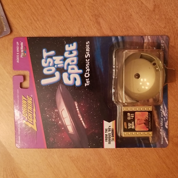 🤖👨‍🚀 VINTAGE LOST IN SPACE TOYS🤖 - Picture 8 of 13